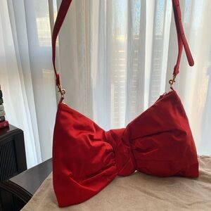 Vintage VALENTINO GARAVANI Satin Noeud d Amour Bow Clutch